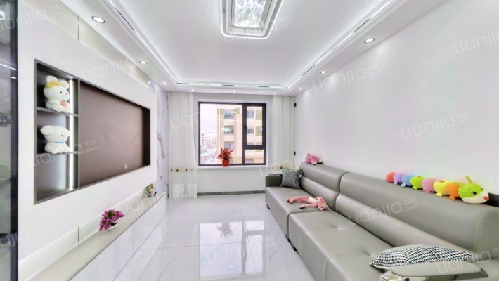 建华家园一区二手房实景图