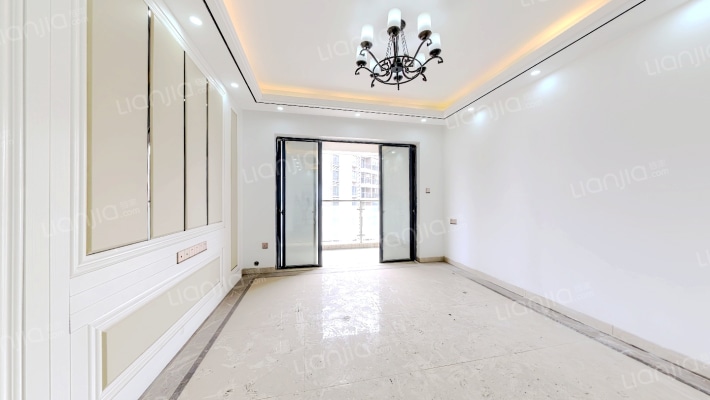 冠臣御品花园二手房实景图