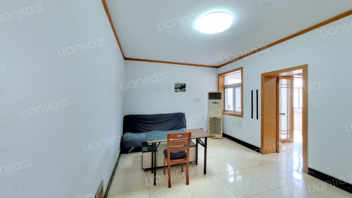 福泰公司家属院二手房实景图