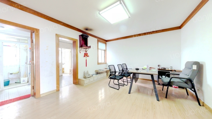 电机厂宿舍二手房实景图