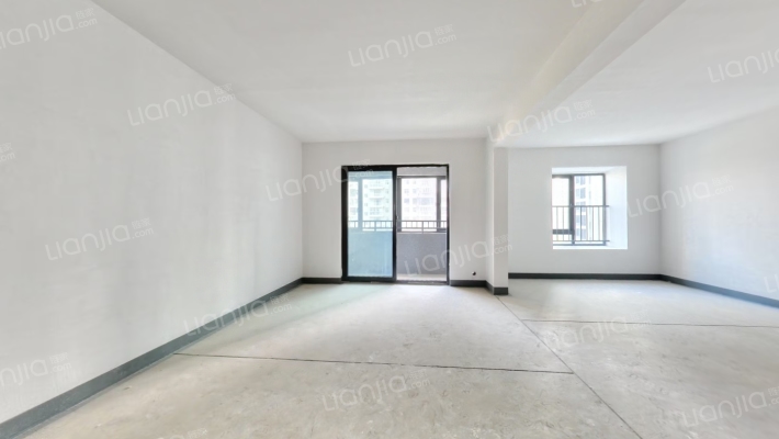 岸芷汀兰二手房实景图