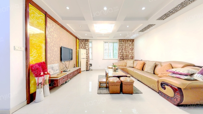 河畔花园二手房实景图