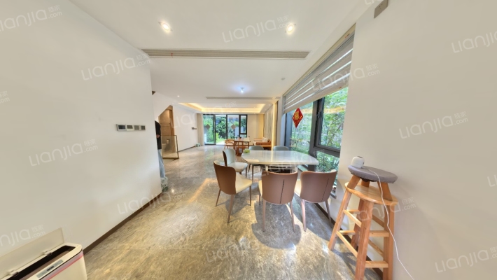 镜栖绿汀里二手房实景图