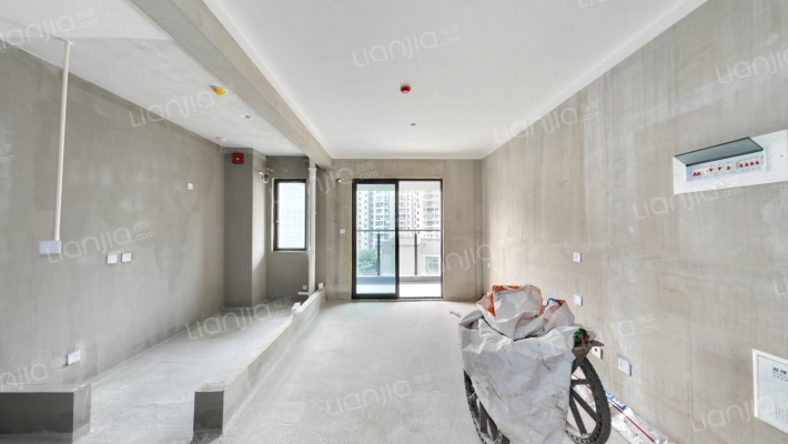 中建和樾雅居二手房实景图