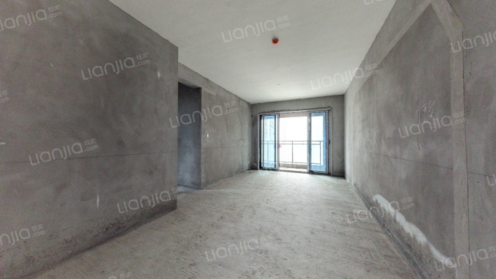 绿地公园里A组团二手房实景图