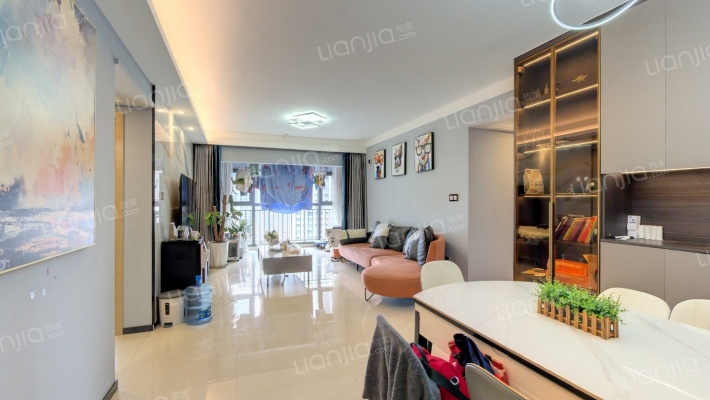 海伦国际依云郡二手房实景图