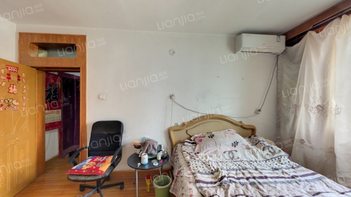 西塔小区二手房实景图