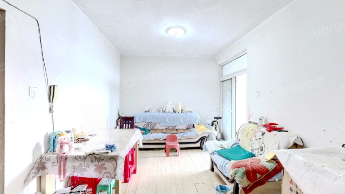 瑞泰江南二手房实景图