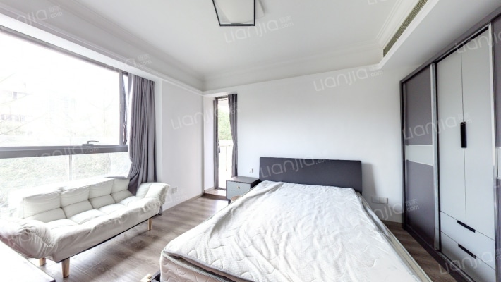 绿城深蓝广场二手房实景图