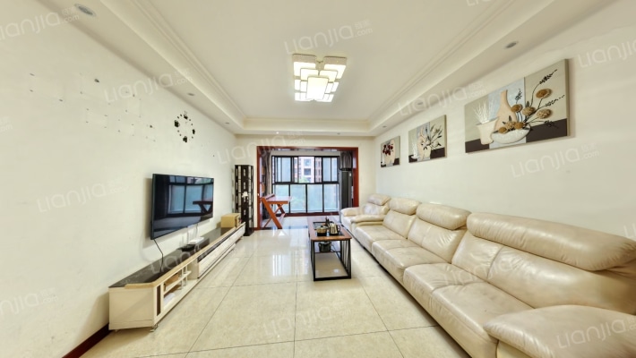 保利香槟国际二手房实景图