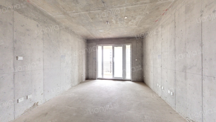 保利林语溪二手房实景图