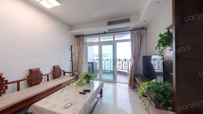 龙园海湾雅苑二手房实景图