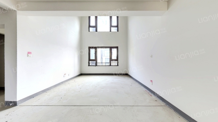 金科博翠名邸二手房实景图