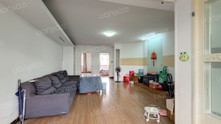 腾龙阁二手房实景图