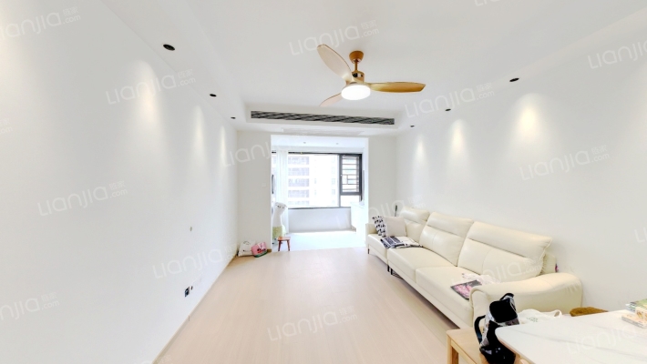 深业华府春天里二手房实景图