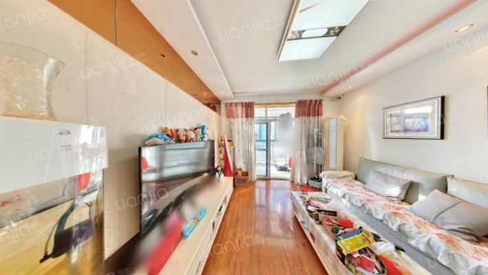 中环东方名景二手房实景图