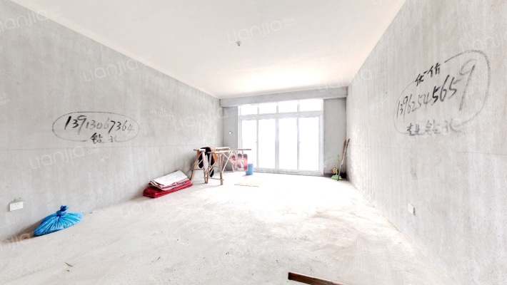 梅景苑二手房实景图