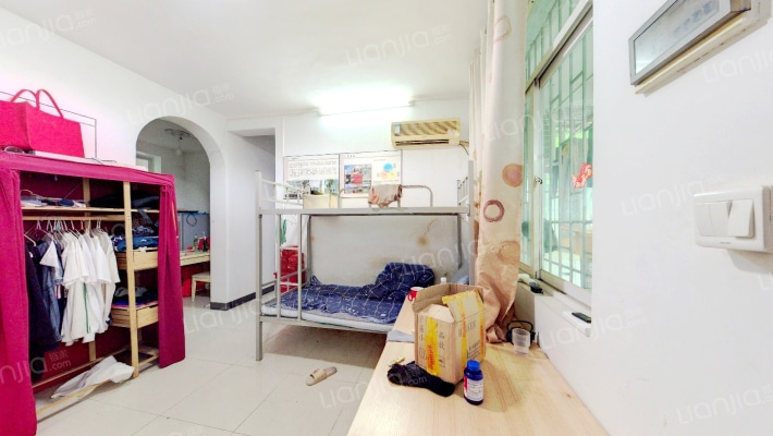 新光里二街二手房实景图