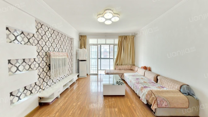 鑫泰苑小区二手房实景图