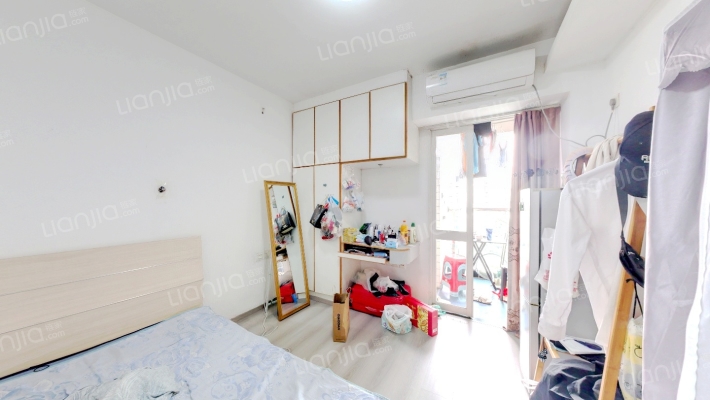 鸿雁大厦二手房实景图