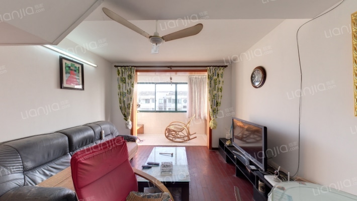 目华新村二手房实景图