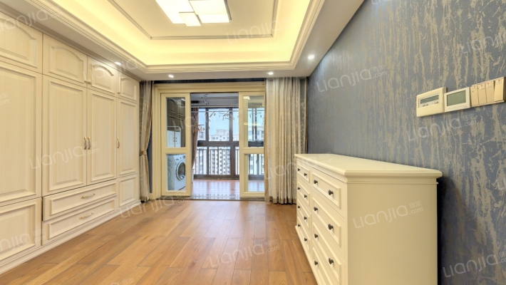 滨河花苑北苑二手房实景图