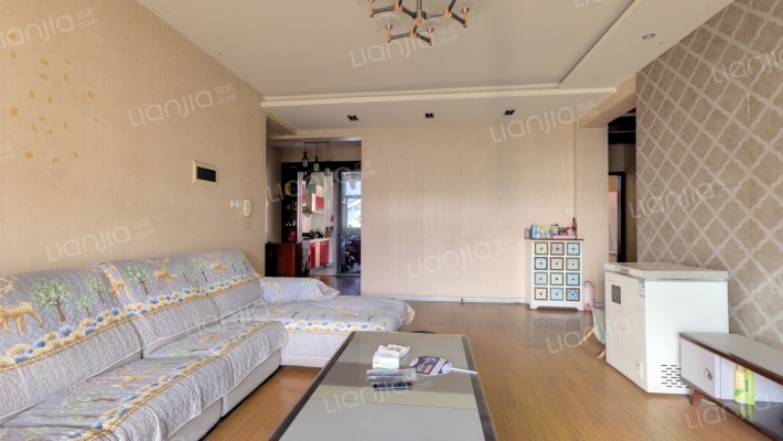 鹤舞青城二手房实景图