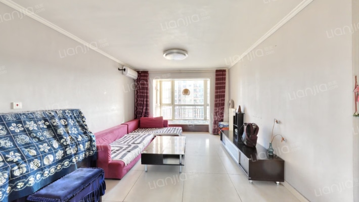 普罗旺斯二手房实景图