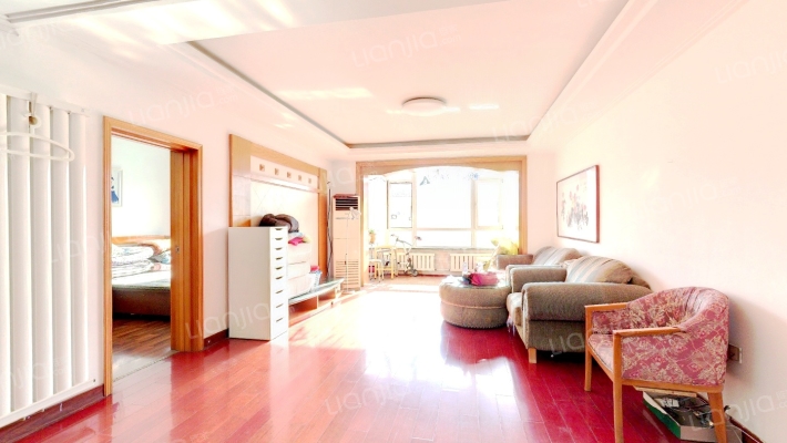 龙逸花园一期二手房实景图