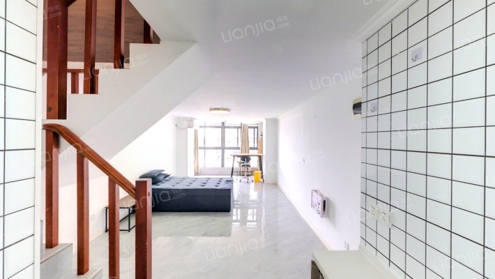 弘阳时代中心二手房实景图