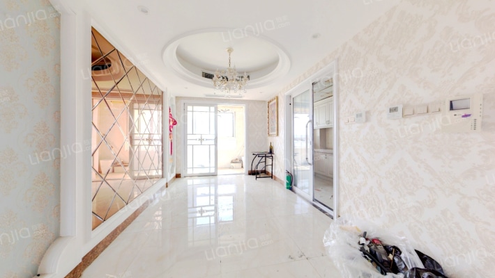 翡翠湾二手房实景图