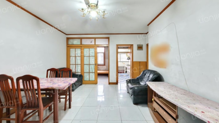 六十一中宿舍二手房实景图