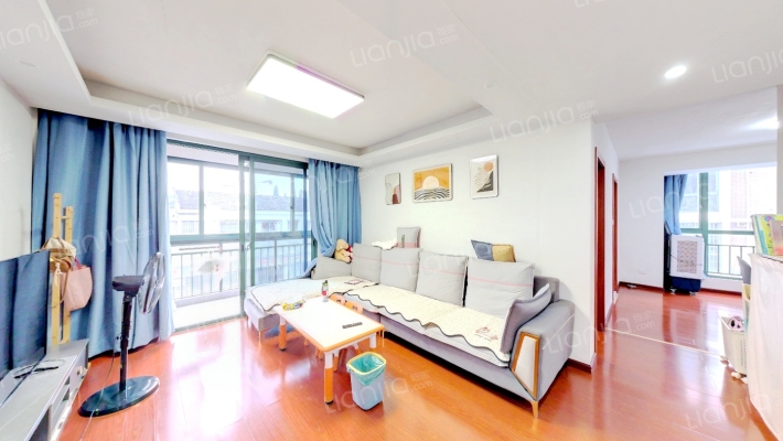 新纪元公寓二手房实景图