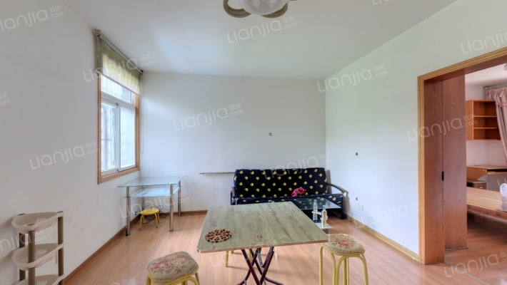 轻工新村二手房实景图