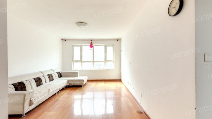 沈铁新苑东区二手房实景图