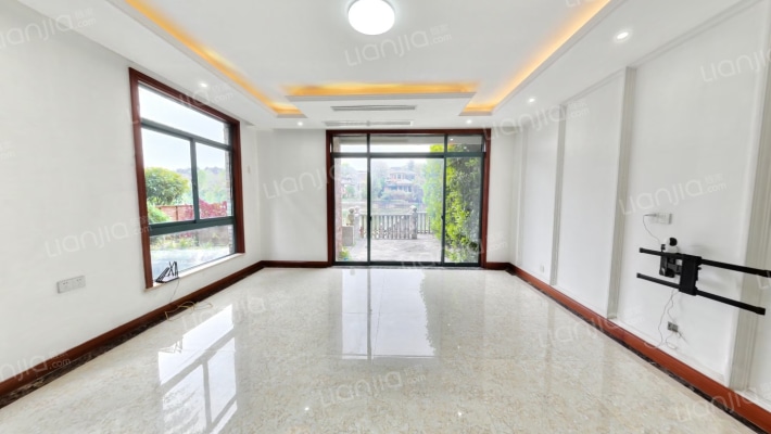 翠屏国际银杏苑二手房实景图