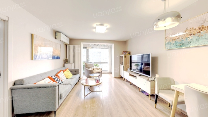 金隅丽港城二手房实景图