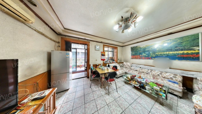 上翔街31号二手房实景图