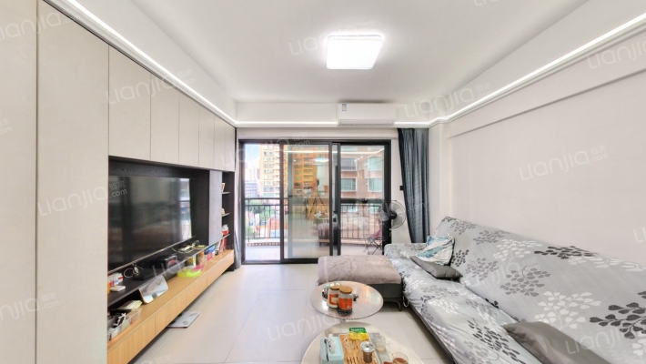 雍华庭二手房实景图