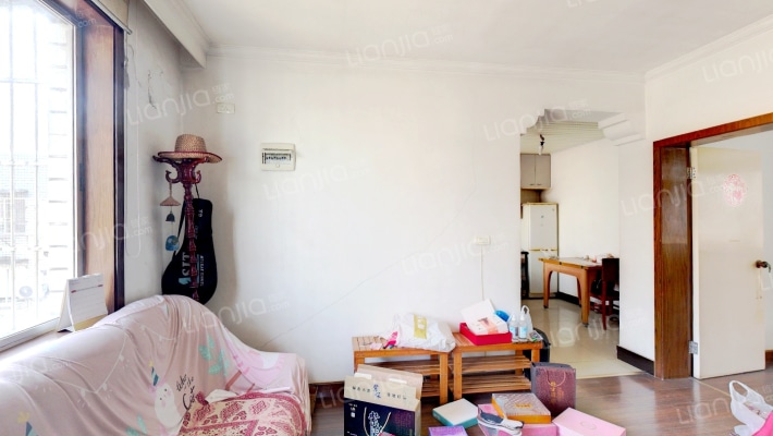 瑞信大楼二手房实景图