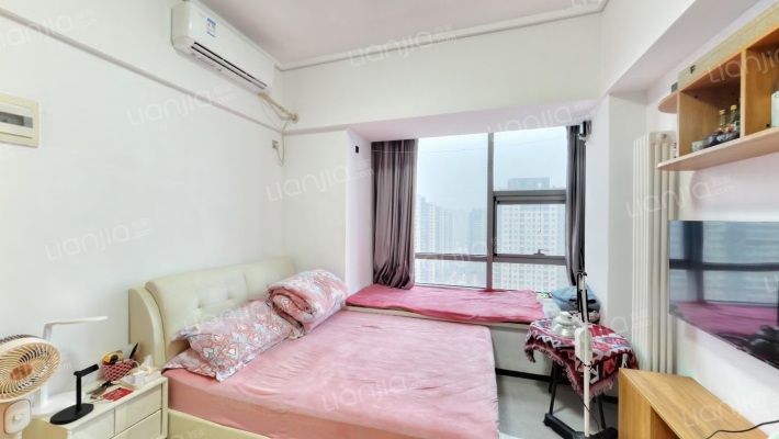 奥马广场二手房实景图