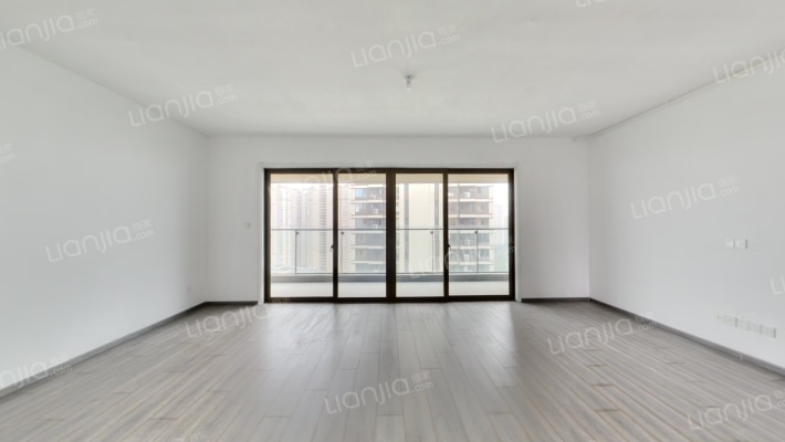 林樾香庭二手房实景图