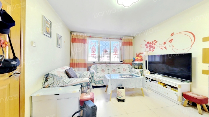 草场楼二手房实景图