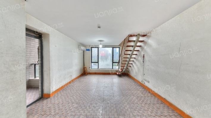 弗瑞登二手房实景图