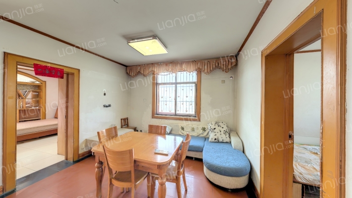 东寓新村二手房实景图