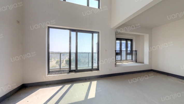 远洋湖墅二手房实景图