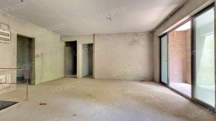 鼎峰尚境一期二手房实景图