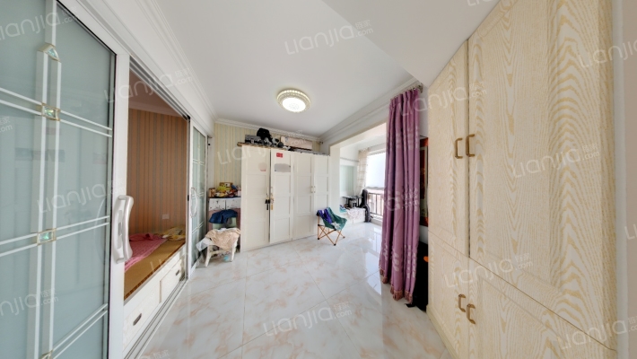 海角七号二手房实景图