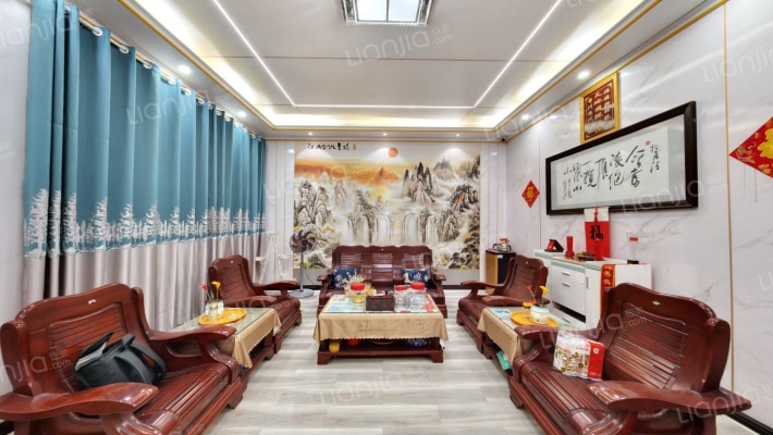 老屋安置区二手房实景图