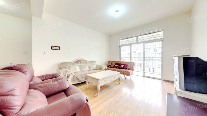 情芳花木小区二手房实景图